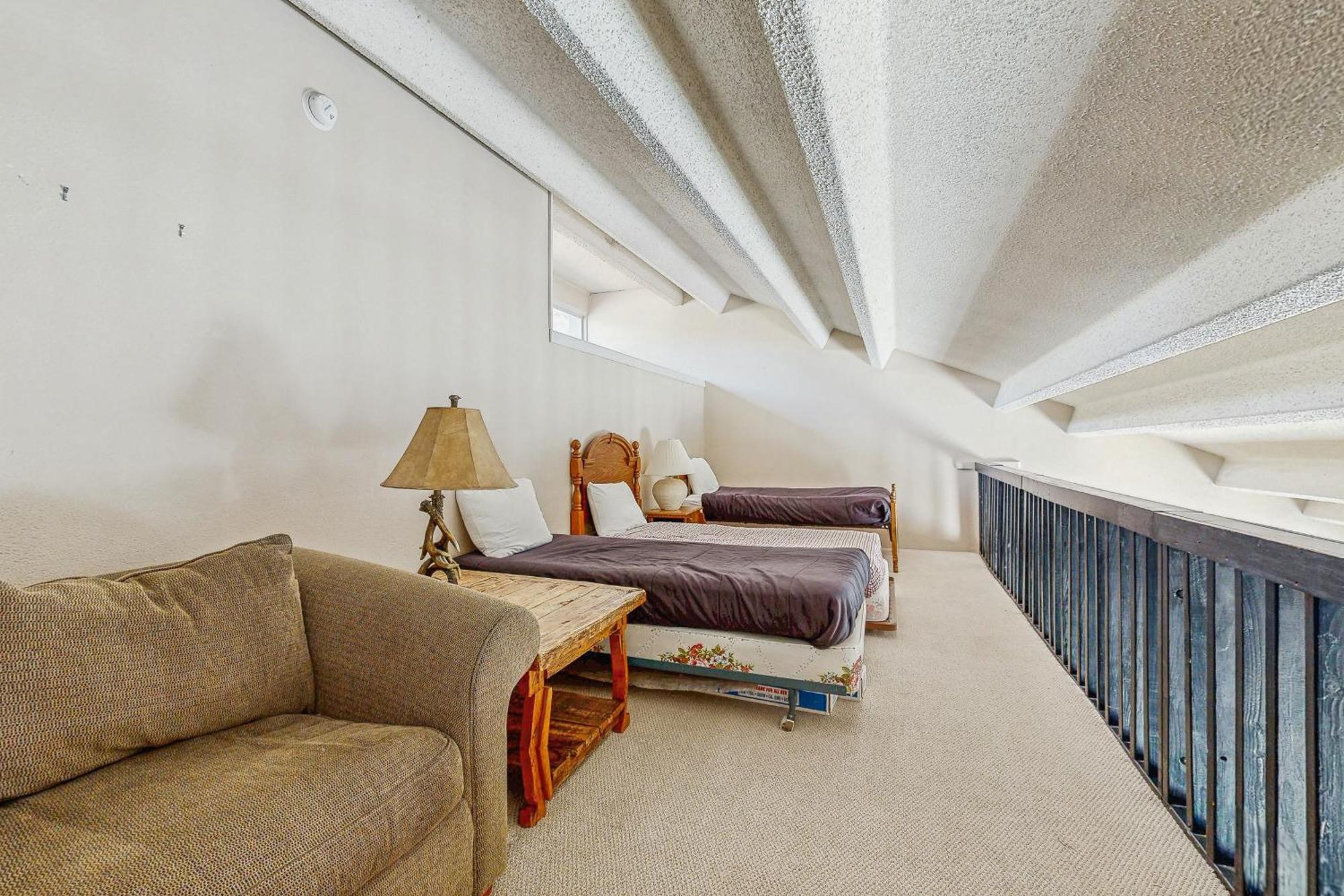 The Lift Condo เบรกเคนริดจ์ ภายนอก รูปภาพ